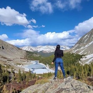 Meet your Posher, Yeimy